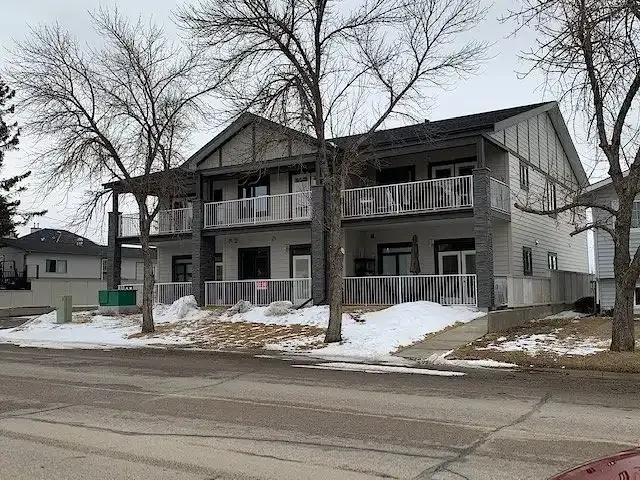 2 Bedroom Condo Strathmore AB 101948216