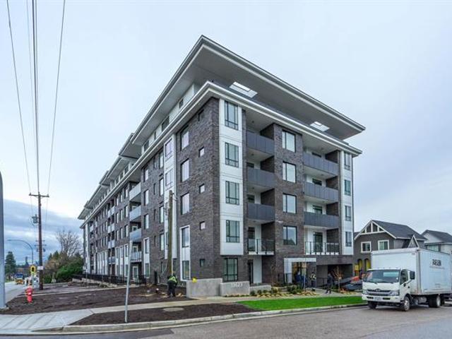 2 Bedroom Condo Surrey BC 101789252