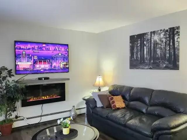 2 Bedroom Condo Red Deer AB 104180982