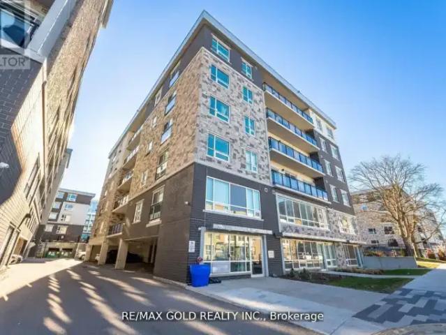 2 Bedroom Condo Waterloo ON LS102243023