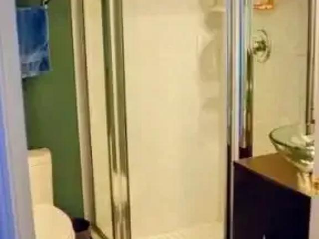 2 Bedroom Condo Toronto ON 102551616