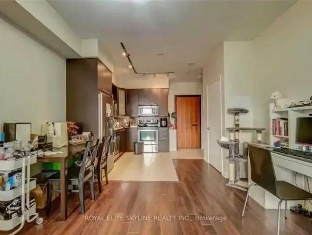 2 Bedroom Condo Toronto ON 103695154