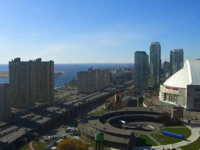 2 Bedroom Condo Toronto ON 103179131