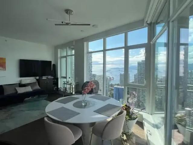 2 Bedroom Condo Vancouver BC 102306597