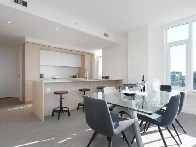 2 Bedroom Condo Victoria BC 103367979