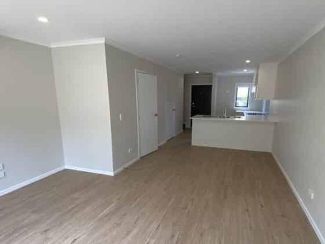2 Bedroom Corner Townhouse