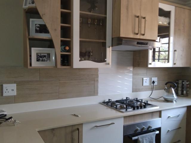 2 Bedroom Cluster To Let in Annlin