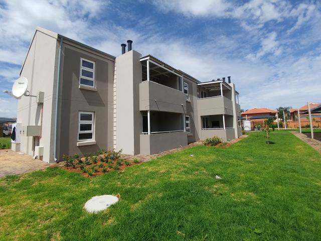 2 Bedroom Cluster To Let in Montana
