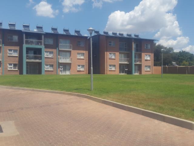 2 Bedroom Cluster in Montana Park