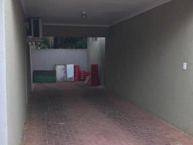 2 Bedroom Cluster in Montana Park