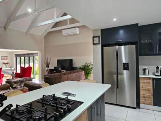 2 Bedroom Cluster in Oudtshoorn