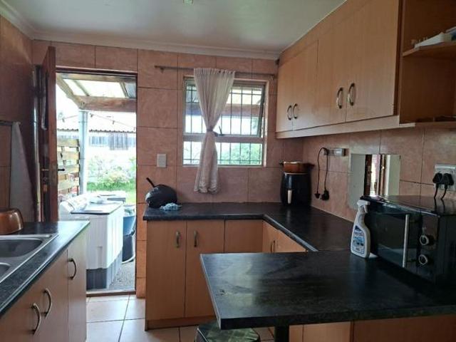 2 Bedroom Cluster in Silvertown