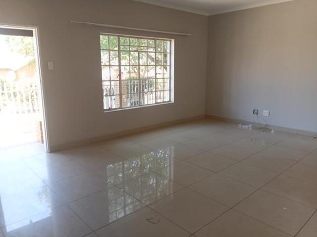 2 Bedroom Cluster in Southview
