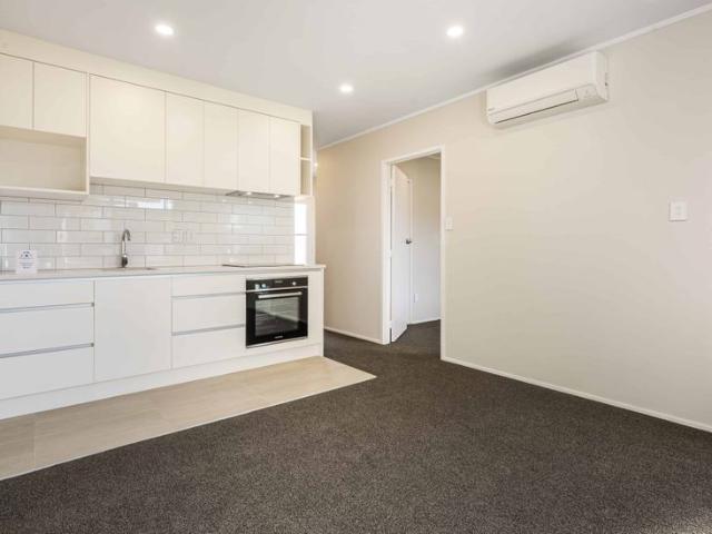 2 bedroom and 1 bathroom