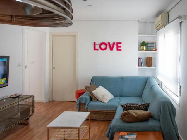 2 Bedroom Apartamentos Valencia Valencia LS88676435
