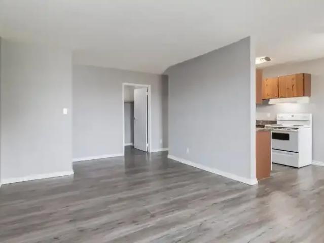 2 Bedroom Apartment Medicine Hat AB 104841012