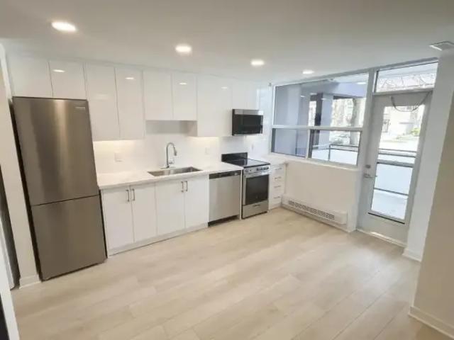 2 Bedroom Apartment Mississauga ON 101474014