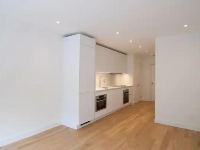 2 Bedroom Apartment Montreal QC 102338748