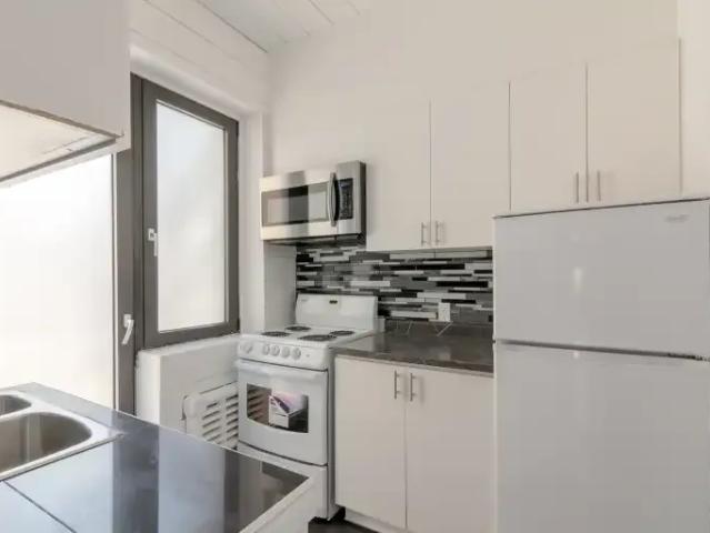 2 Bedroom Apartment Montreal QC 102467539