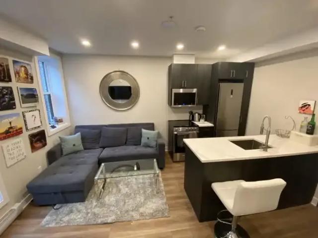2 Bedroom Apartment Montreal QC 102845454
