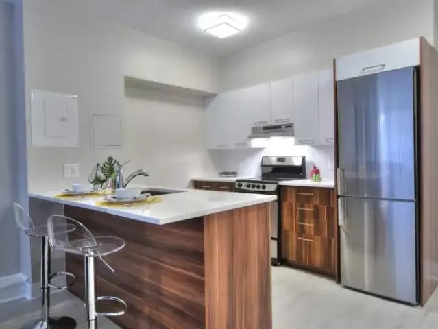2 Bedroom Apartment Montreal QC 102847300