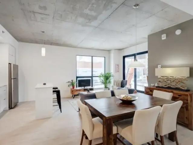 2 Bedroom Apartment Montreal QC 103367136