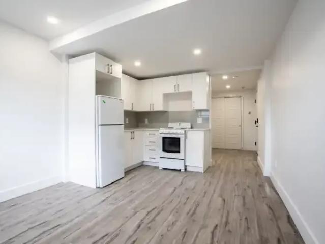 2 Bedroom Apartment Montreal QC 103568801