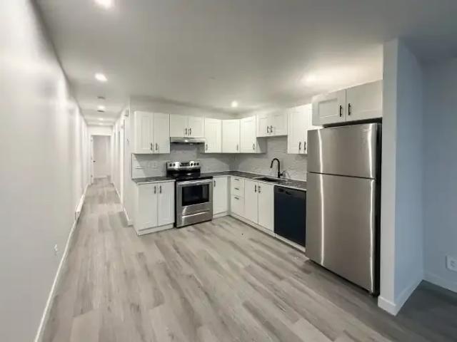 2 Bedroom Apartment Montreal QC 103739904