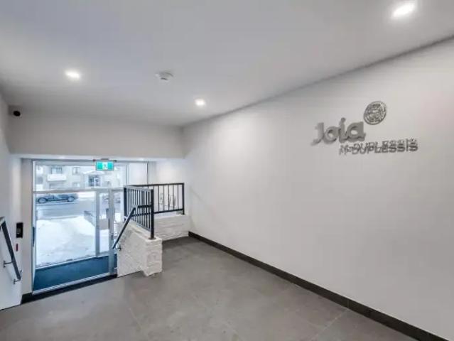 2 Bedroom Apartment Montréal QC 99718565