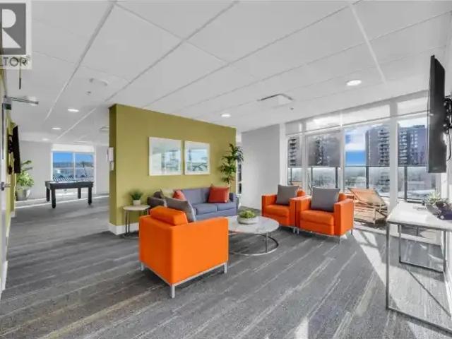 2 Bedroom Apartment New Westminster BC 102468433