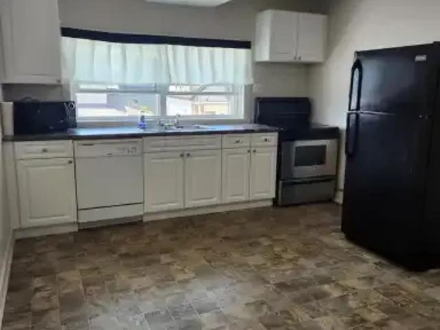 2 Bedroom Apartment Niagara Falls ON 104864239