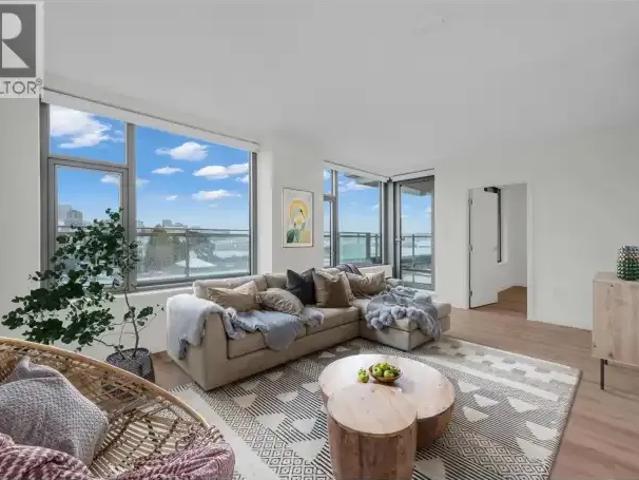 2 Bedroom Apartment North Vancouver BC 101948498