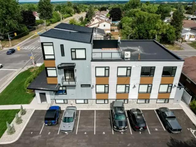 2 Bedroom Apartment Ottawa ON 95425507