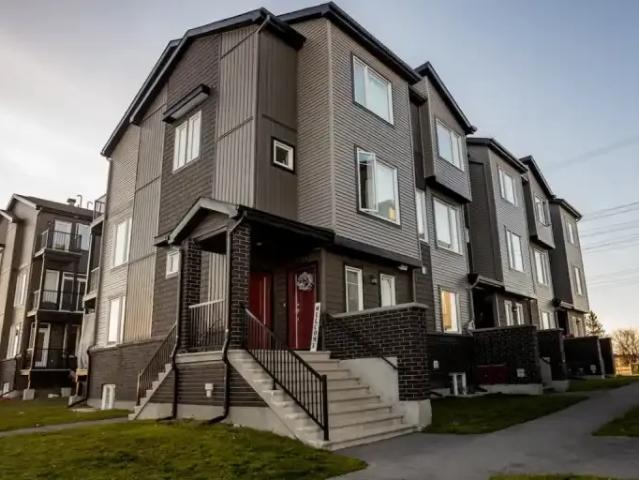 2 Bedroom Apartment Ottawa ON 99677072