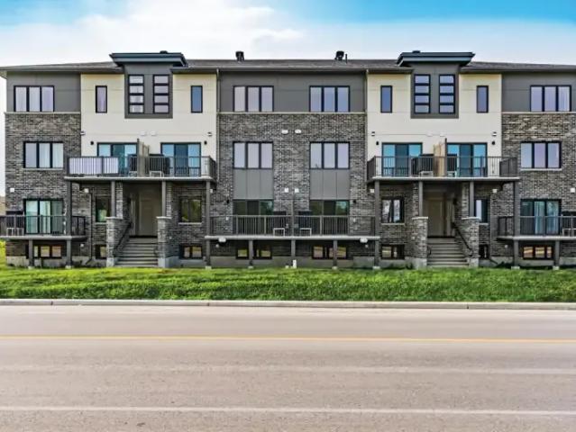 2 Bedroom Apartment Ottawa ON 104711180
