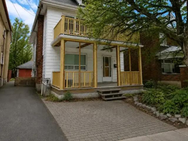 2 Bedroom Apartment Ottawa ON 104888549