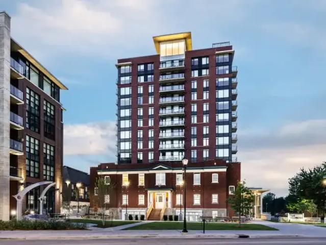 2 Bedroom Apartment Ottawa ON 105359200