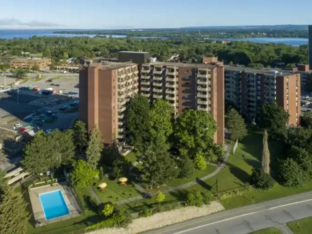 2 Bedroom Apartment Ottawa ON LS102051765