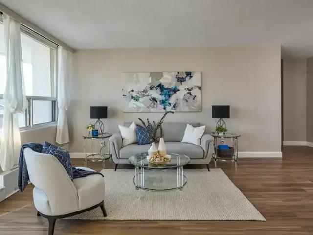 2 Bedroom Apartment Ottawa ON LS102338776