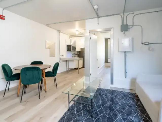2 Bedroom Apartment Ottawa ON LS98815361
