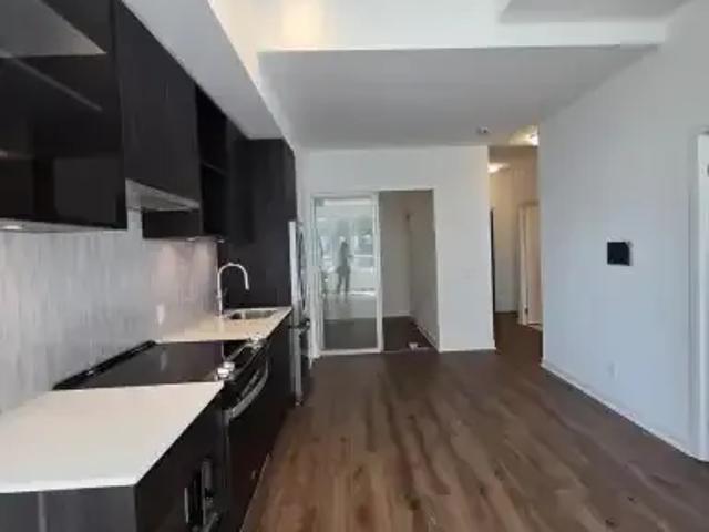 2 Bedroom Apartment Oakville ON 102272544