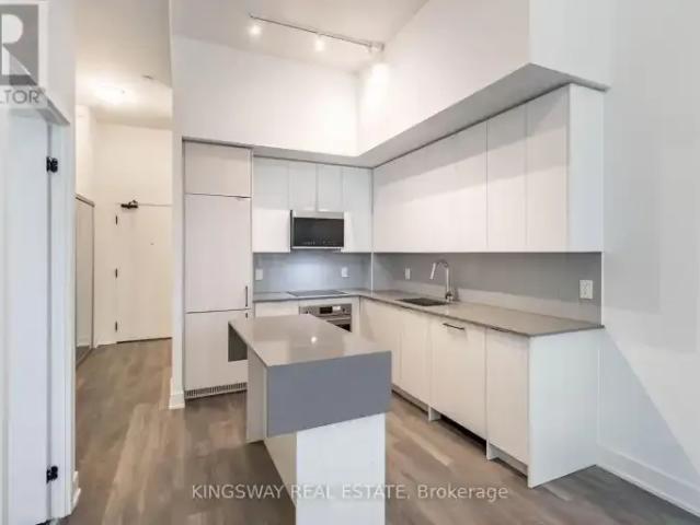 2 Bedroom Apartment Oakville ON 102578856