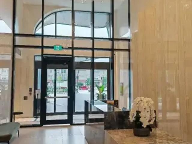 2 Bedroom Apartment Oakville ON 103770678