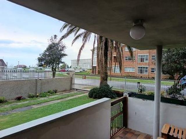 2 bedroom apartment on the market |.