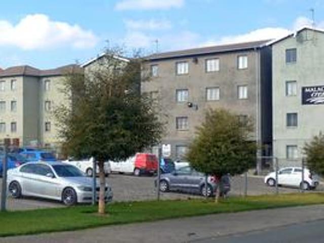 2 bedroom ground floor apartment on.