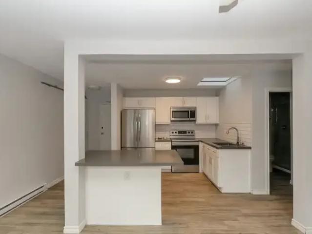 2 Bedroom Apartment Orillia ON 103840090