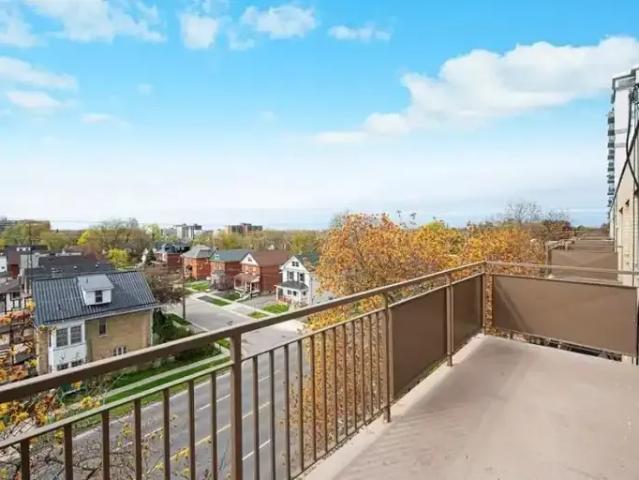 2 Bedroom Apartment Oshawa ON LS101789933