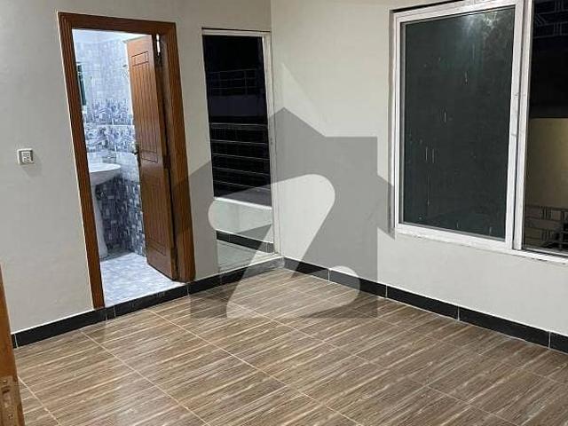 2 Bedroom Apartment Available For Rent Is A Good Location