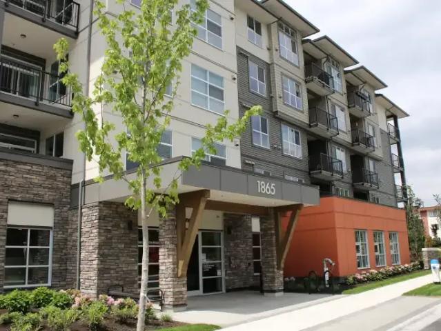 2 Bedroom Apartment Abbotsford BC 104597835