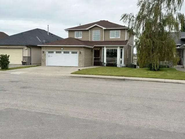 2 Bedroom Apartment Airdrie AB 102715376
